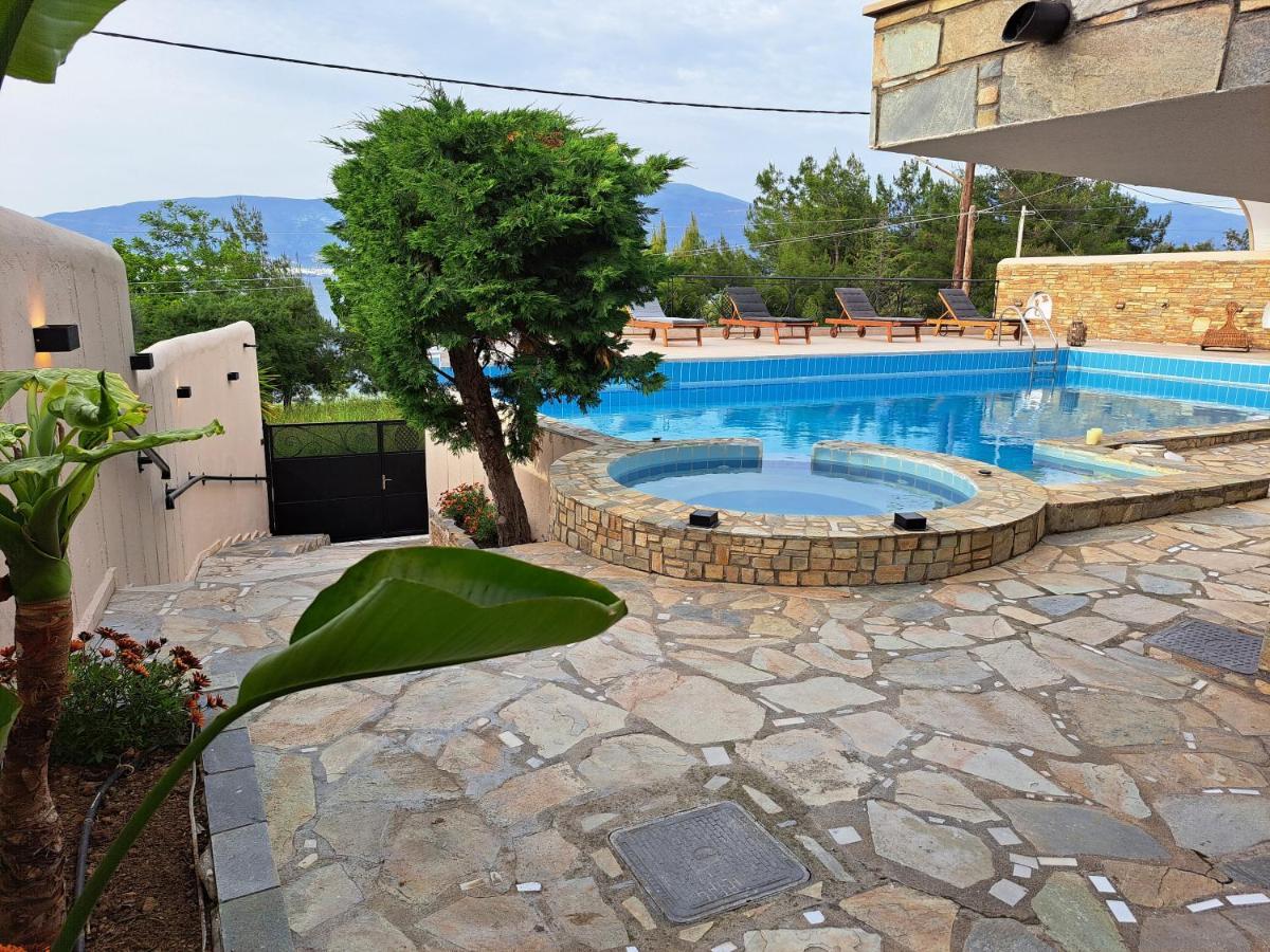 Nisovillas Volos Exteriör bild