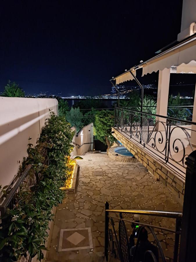 Nisovillas Volos Exteriör bild